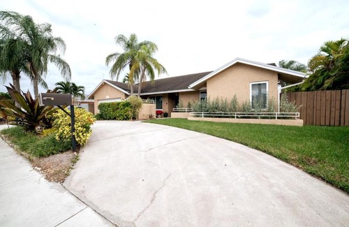 Ludlam Villa | Not Bookable