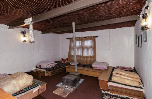 Spiti House | NotOnMap Deshek Homestay Kibber