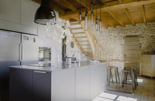 Saint-Romans House | Notre maison de famille, la maison de shaoni