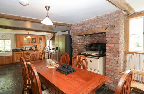 Hereford Cottage | NOTTS HOUSE, pet friendly in Wellington, Herefordshire