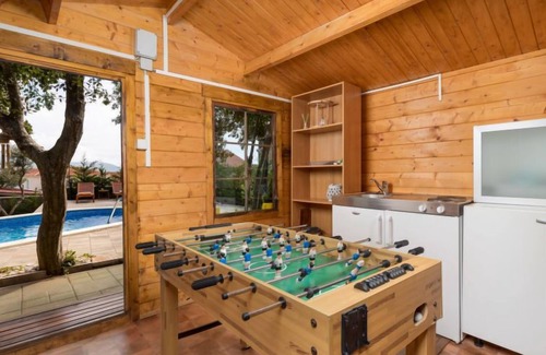 Kornic House | Noveanni by Interhome