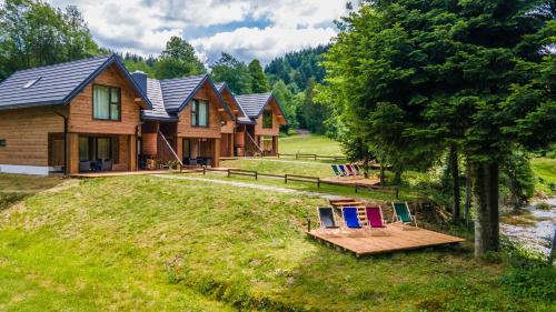 Baligrod Villa | Novosiele Residence - nad górską rzeką - Leśne Spa sauna jacuzzi - Bieszczady