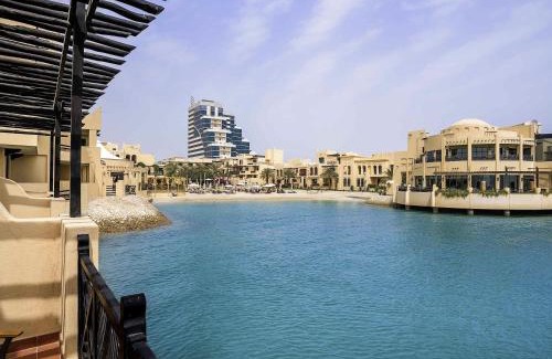 Manama Resort | Novotel Bahrain Al Dana Resort