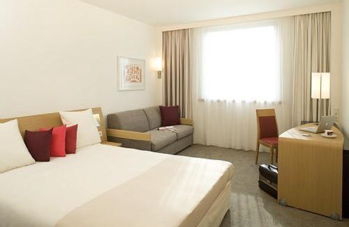 Noyelles-Godault Hotel | Novotel Lens Noyelles