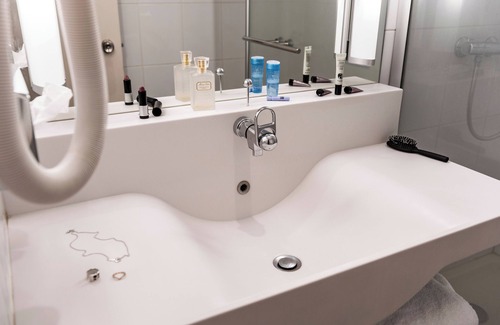 Rouvignies Hotel | Novotel Valenciennes