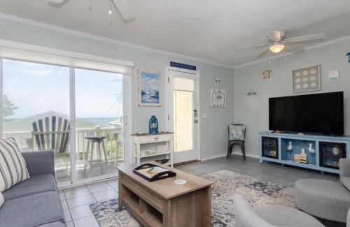 Wilmington Beach House | Now I Sea by Bryant Real Estate