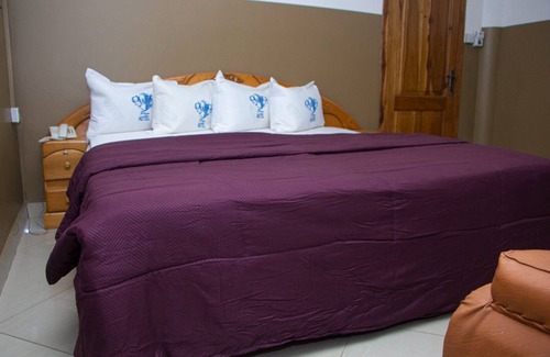 Akosombo Hotel | NP Plaza Hotel