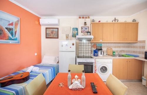 Dafnata House | Ntanis 43 - 1BR Cottage with spectacular view - hiking