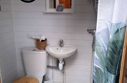 Monclar-de-Quercy Cabin | Nuit insolite avec bain Privatif