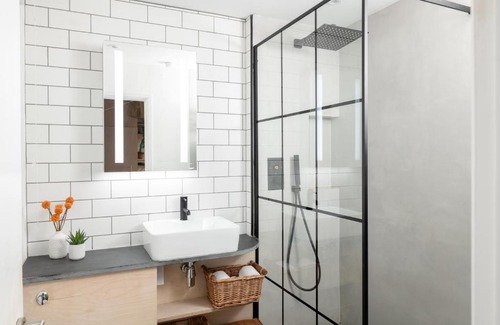 Truro House | Number 4 - Stylish 1 bedroom house in Truro, Cornwall