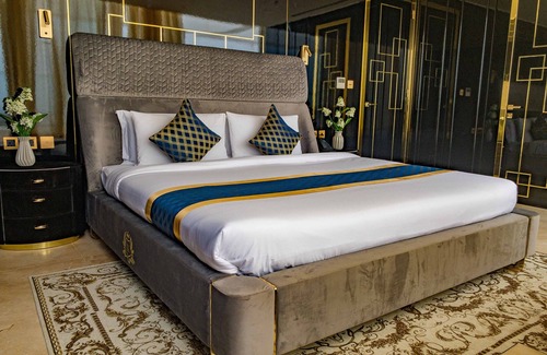 Osu Klottey Hotel | Number One Oxford Street Hotel & Suites