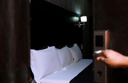Lekki Phase 1 Bed & Breakfast | number95suites & hotel