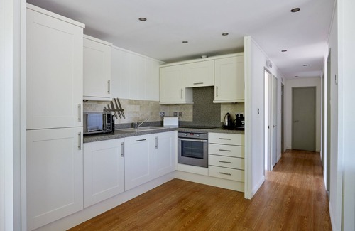 Frome Cabin | Nunney Lodge, a rural retreat on the outskirts of Frome, near Longleat Safari Park and Bath!