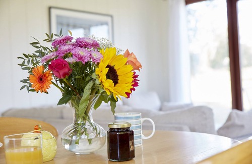 Frome Cabin | Nunney Lodge, a rural retreat on the outskirts of Frome, near Longleat Safari Park and Bath!