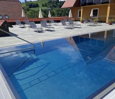 Ratsch Apartment | Nussberg Chalet