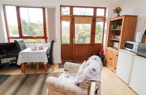 Ivegill Cottage | Nuthatch