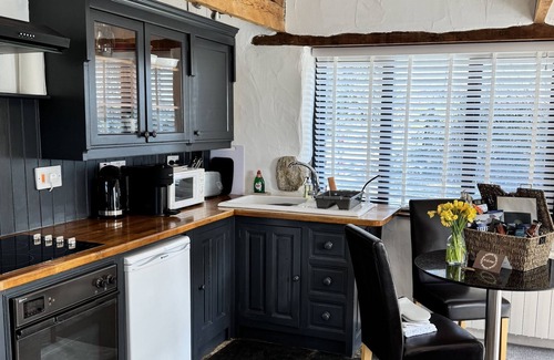 Bodmin Cottage | Nuthatch - Tawnamoor Cottage that sleeps 2 guests in 1 bedroom