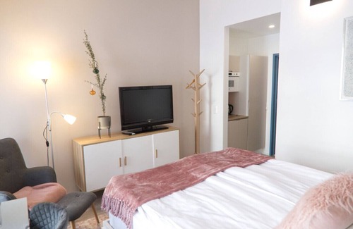 Vihti House | Nuuksion kansallispuistossa Boutique hotel