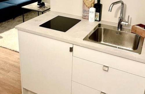 Hovik Apartment | Nyrenovert Leilighet på Høvik med Gratis Parkering
