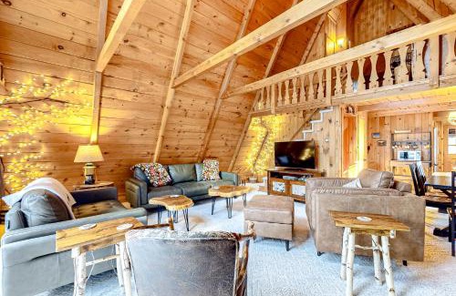 Jay Ski Chalet | Oak Hollow Chalet
