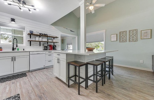 Tranquil Harbour House | Oak Island Home with Pool Walk to Long Beach!