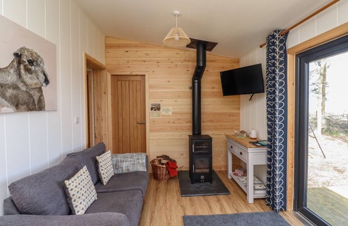 Morpeth Cottage | OAK LODGE, pet friendly, character holiday cottage in Morpeth