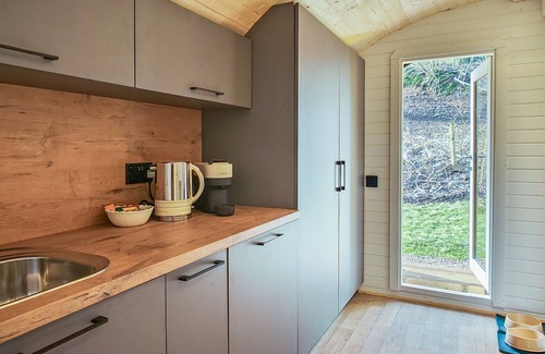 Pantygelli House | Oak - Pantygelli Escapes