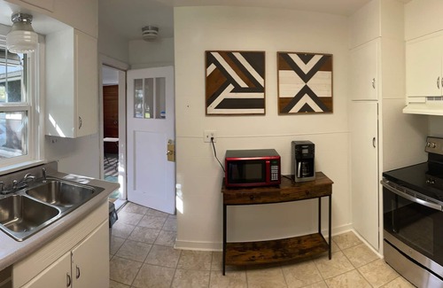 Omak House | Oak Street Farm House