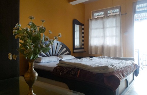 Geyzing Hostel | oak valley retreat homestay hostel cafe