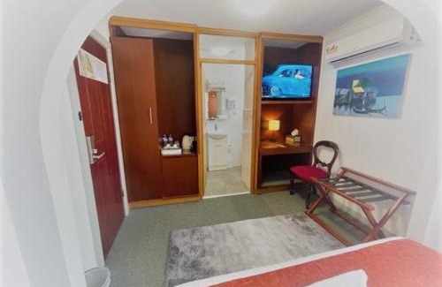 Burnie House | Oakleigh House