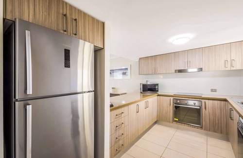 Golden Beach Apartment | Oaks Sunshine Coast Oasis Resort