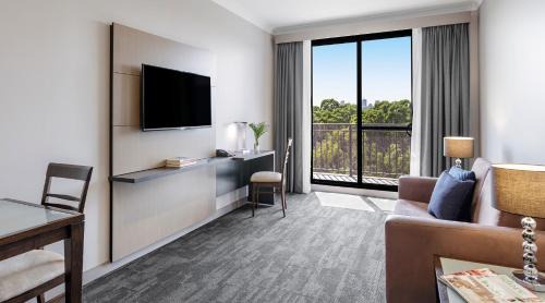 North Ryde Apartment | Oaks Sydney North Ryde Suites