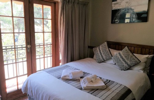 Westdene Hotel | Oakwood Lodge