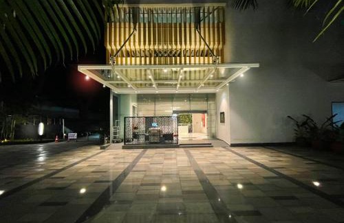 Palm Meadows Hotel | Oakwood Residence Whitefield Bangalore