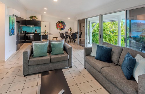 Hamilton Island Apartment | Oasis 15 , Oasis 15 on Hamilton Island