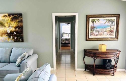 Englewood East House | Oasis Away Englewood, Florida! Spacious home w/heated pool