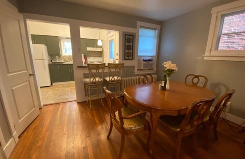 Wilkinsburg Apartment | Oasis by Frick Park w Garage Parking and Workspace