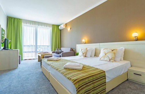 Lozenets Hotel | Oasis Del Mare