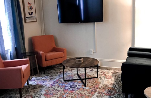 Old North End Apartment | Oasis near Church Street