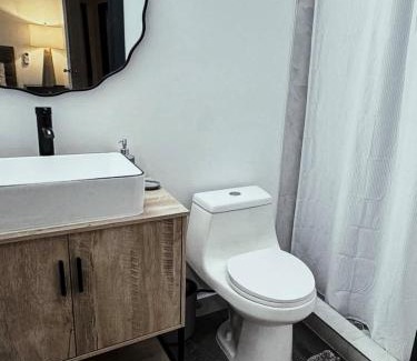 West Little River Apartment | Oasis near Miami International