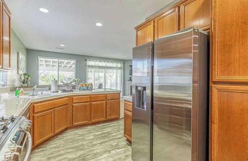 Palmdale House | Oasis of Comfort on Alton Drive – Spacious 4BR Home for 30+ Day Stays #41892
