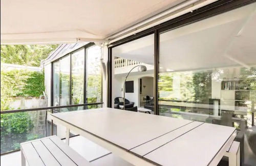 14th Arrondissement Villa | Oasis of luxury in Paris