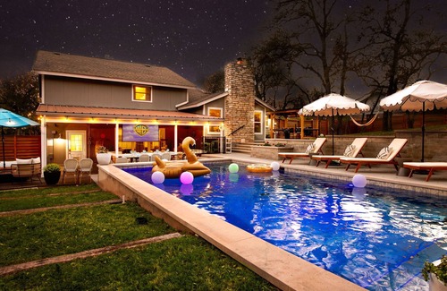 West Oak Hill House | *Oasis*: Pool I Spa I Outdoor Movie I Games I Fun