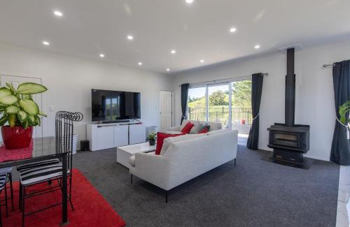 Ormondville House | Oasis Rural Retreat
