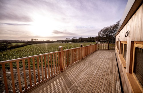 Etchingham RV Rental | Oastbrook Glamping