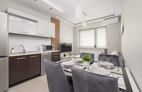 Lagiewniki Apartment | Obozowa 116 | Stylish Apartment | Parking