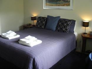 Busselton Bed & Breakfast | Observatory Guesthouse - Adults Only