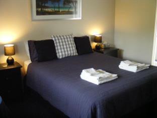 Busselton Bed & Breakfast | Observatory Guesthouse - Adults Only