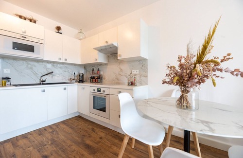 L'Ile-Rousse Apartment | Occi - proche plage - One Bedroom Apartment, Sleeps 4