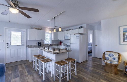 Carolina Dunes House | Ocean and sunrise views from the rooftop deck at Mess'n Around!